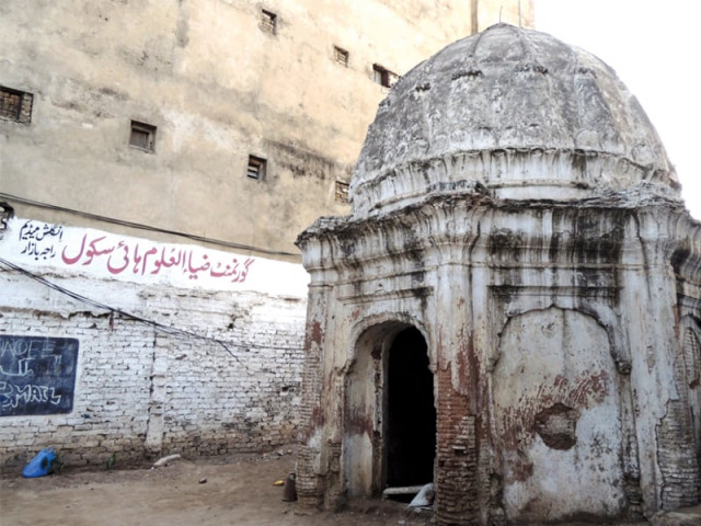 the gurduwara and temple buildings are in a shambles photos express the gurduwara and temple buildings are in a shambles photos express