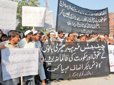 clearing the streets pushcart owners traders demonstrate against anti encroachment campaign clearing the streets pushcart owners traders demonstrate against anti encroachment campaign