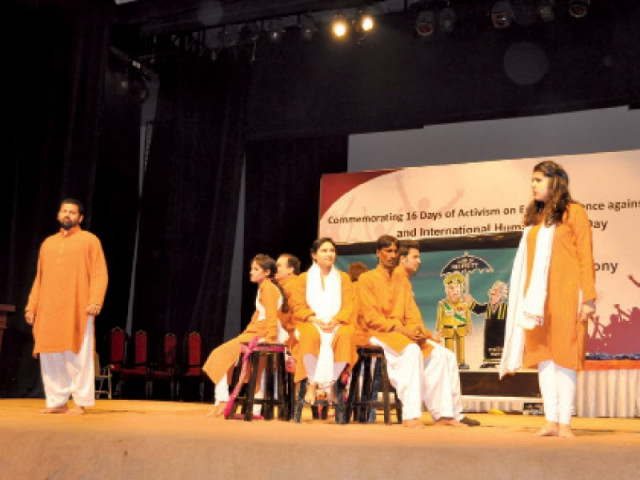 stage play highlights women related issues photo express stage play highlights women related issues photo express