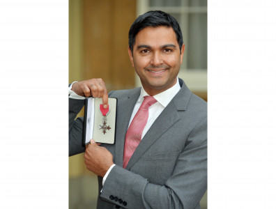 british cricketer of pakistani origin becomes member of order of british empire