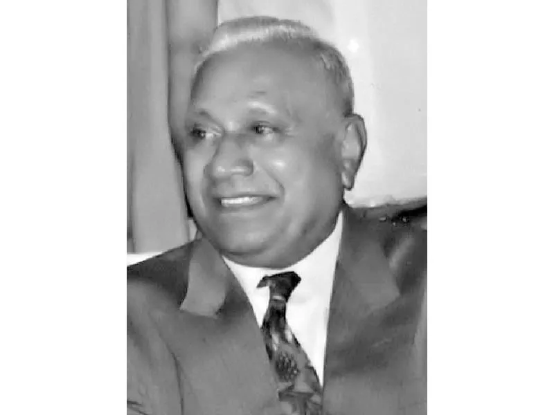 simon d lima taught to thousands of students from the 1950s in the st patrick s school until his recent retirement as the founding principal of st peter s high school simon d lima taught to thousands of students from the 1950s in the st patrick s school until his recent retirement as the founding principal of st peter s high school