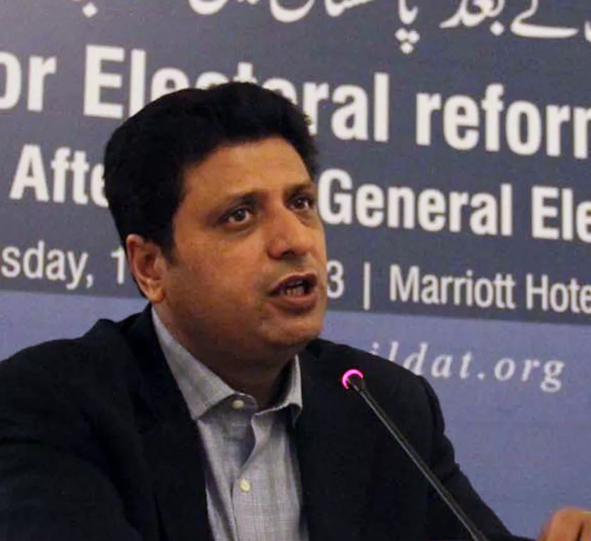 govt through a notification had removed nadra chairman tariq malik replacing him with brig retd zahid hussain photo zafar aslam govt through a notification had removed nadra chairman tariq malik replacing him with brig retd zahid hussain photo zafar aslam