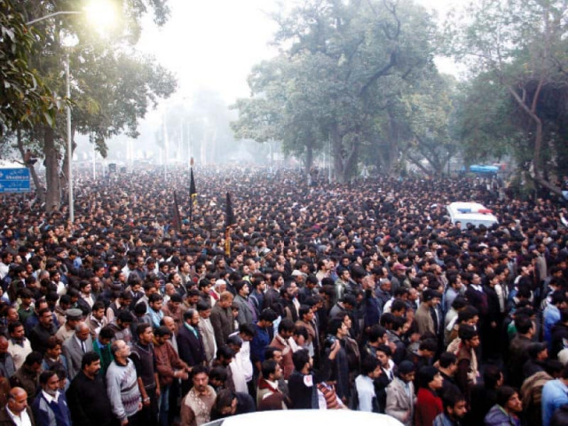 the protesters took away the body and marched to governor s house photo abid nawaz express the protesters took away the body and marched to governor s house photo abid nawaz express