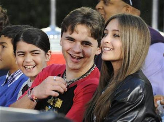 michael jackson 039 s children from left to right blanket prince michael and paris photo reuters michael jackson 039 s children from left to right blanket prince michael and paris photo reuters