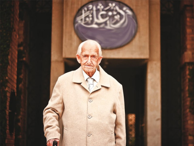 the story of the englishman whose heart lies in pakistan design by munira abbas