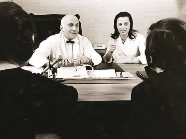 the original expert gynaecologist dr william masters and his secretary virginia johnson photo courtesy washington university library the original expert gynaecologist dr william masters and his secretary virginia johnson photo courtesy washington university library