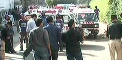 blast near karachi imambargah kills bomber injures two others
