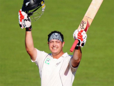 3rd test wounded wi recover through big partnership