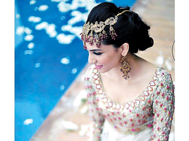 the classic white and gold colour combo has made a comeback according to farah talib aziz the classic white and gold colour combo has made a comeback according to farah talib aziz
