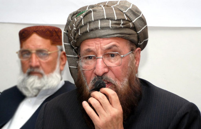 maulana saimul haq said the pakistan air force should be directed to shoot down the unmanned machines if the attacks fail to cease photo inp maulana saimul haq said the pakistan air force should be directed to shoot down the unmanned machines if the attacks fail to cease photo inp