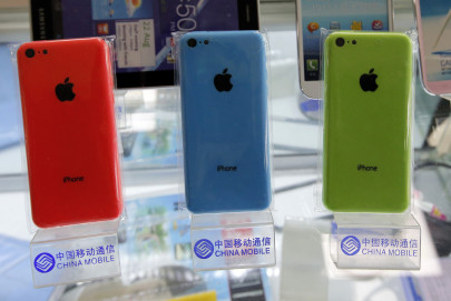 chinese users welcome apple china mobile deal chinese users welcome apple china mobile deal