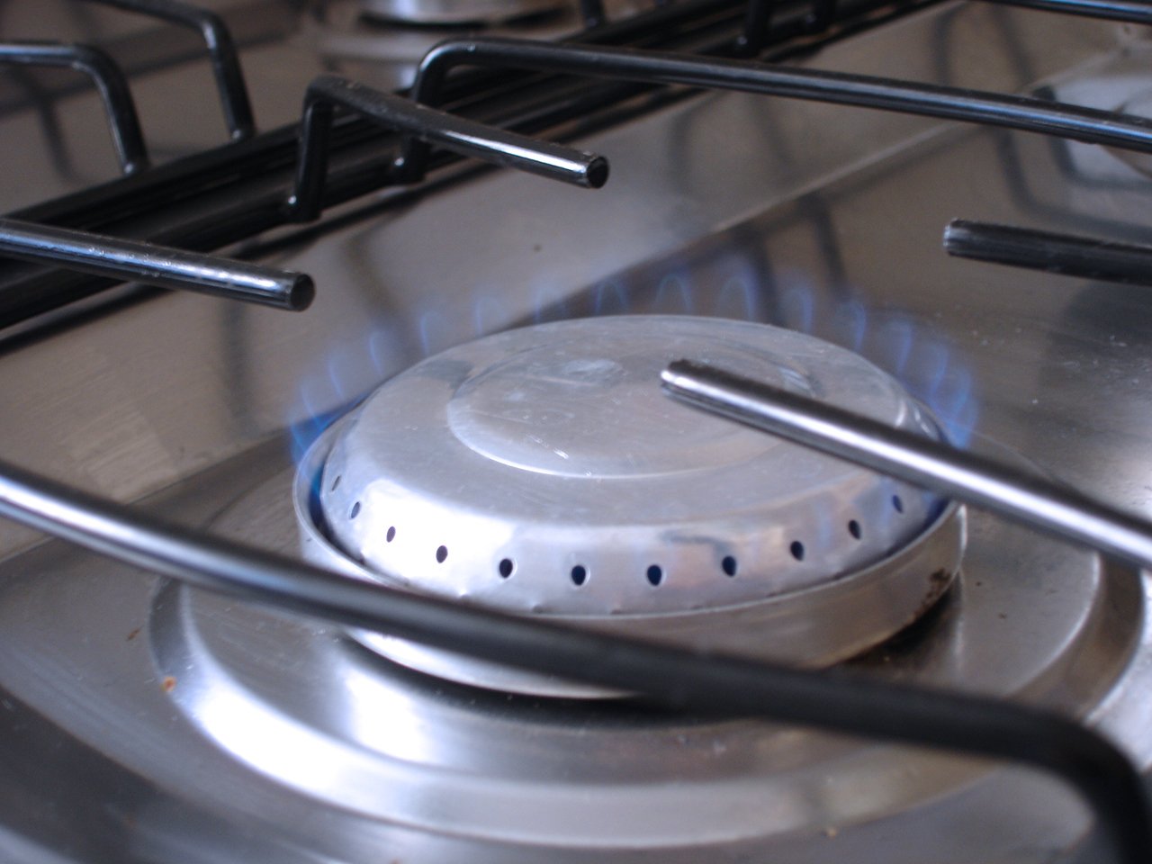 hundreds of households brave low gas pressures women decry not being able to cook at home photo file