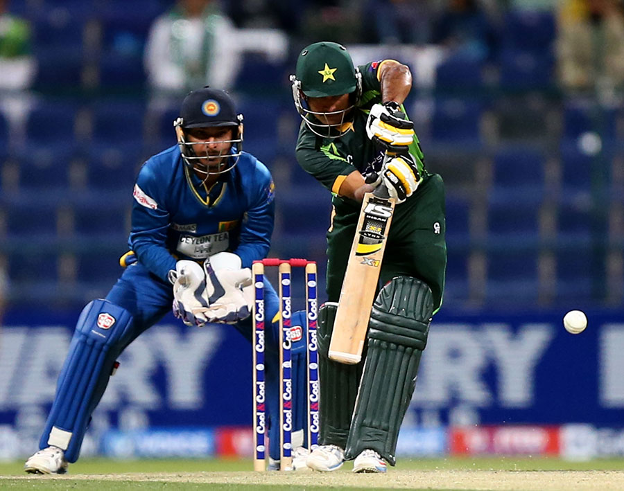 hafeez remained unbeaten on 113 runs off 119 balls photo afp