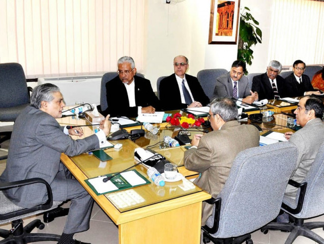 finance minister ishaq dar chairing the meeting at fbr on december 27 in islamabad photo nni finance minister ishaq dar chairing the meeting at fbr on december 27 in islamabad photo nni