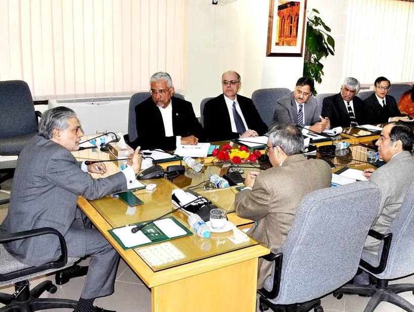 finance minister ishaq dar chairing the meeting at fbr on december 27 in islamabad photo nni finance minister ishaq dar chairing the meeting at fbr on december 27 in islamabad photo nni