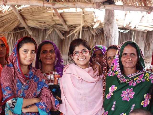 6 women have access to finance