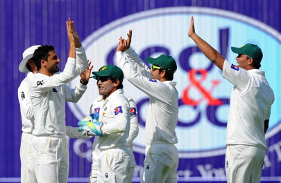 junaid bhatti destroy sri lanka in first test junaid bhatti destroy sri lanka in first test