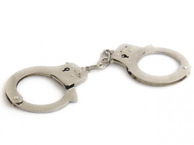 lebanon arrests head of qaeda linked group minister