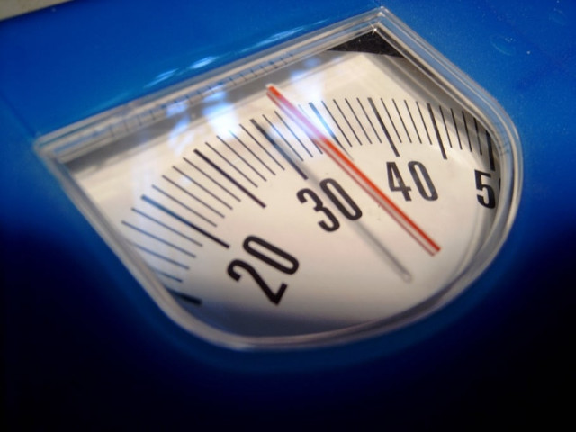 ask a personal trainer to prepare a realistic programme for you photo file