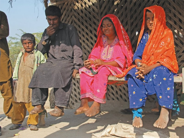 family members affected by the disease stay together as others prefer to avoid them photo ayesha mir express family members affected by the disease stay together as others prefer to avoid them photo ayesha mir express