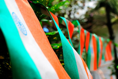 trade barriers govt sets terms for freer trade with delhi