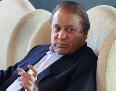 pm defence minister discuss musharraf s possible exit pm defence minister discuss musharraf s possible exit