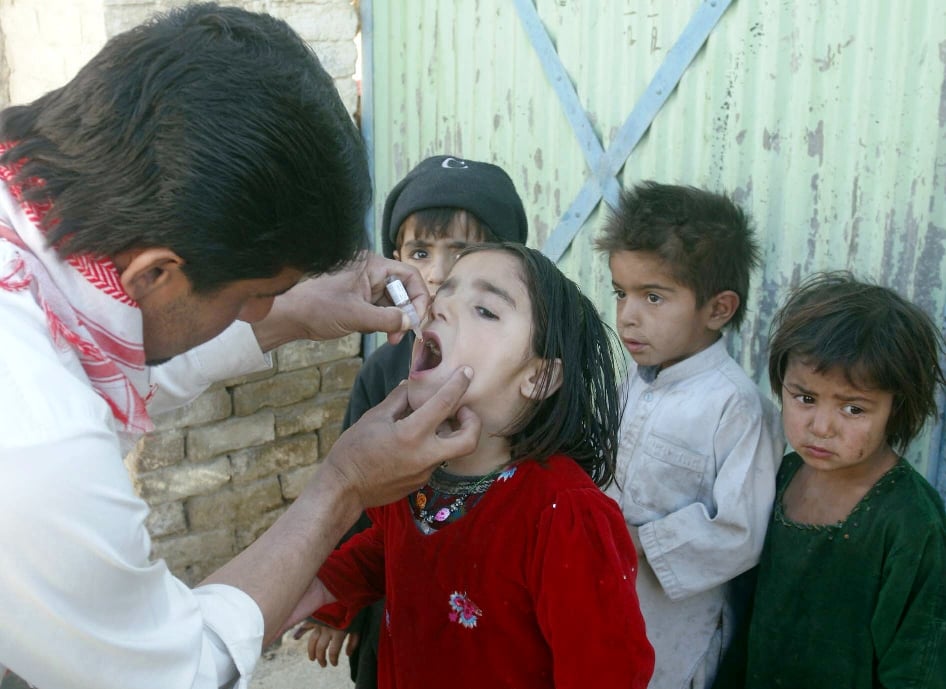 khyber agency officials yet to satisfy polio workers demands photo ppi