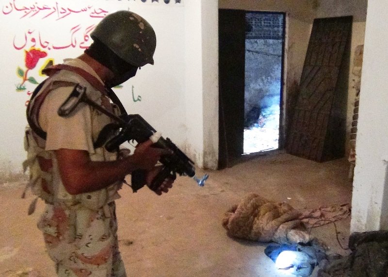 rangers personnel carry out a target search operation in karachi 039 s lyari district photo ppi file