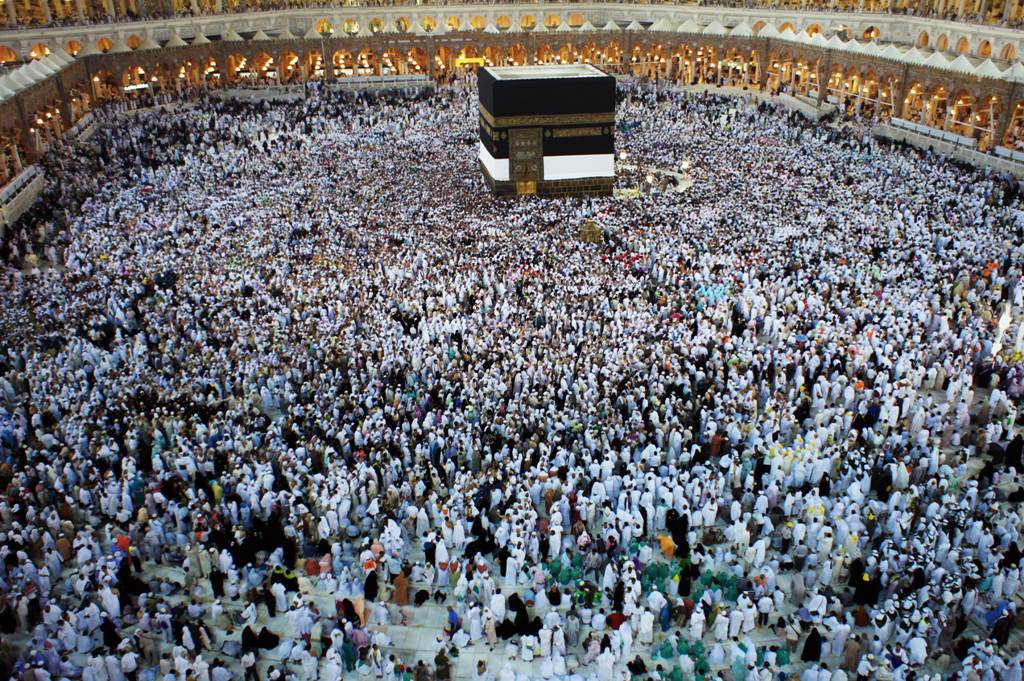 muslim pilgrims perform tawaf at the holy kaaba in mecca photo afp