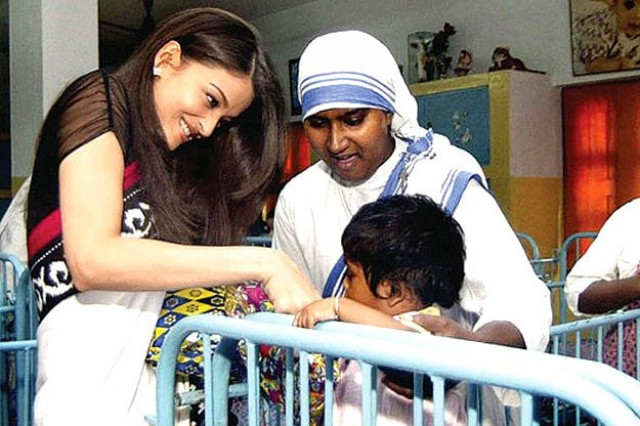 aishwarya rai bachchan has donated her eyes to the eye bank association of india aishwarya rai bachchan has donated her eyes to the eye bank association of india
