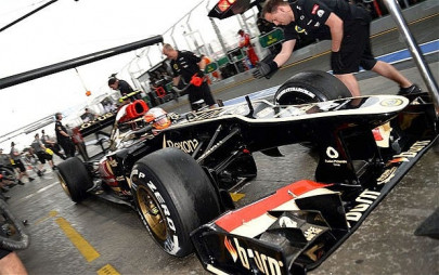 lotus opt to skip first pre season test