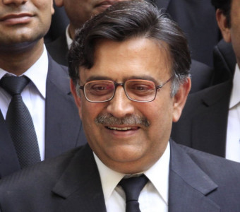 independent judiciary courts do not answer to govts