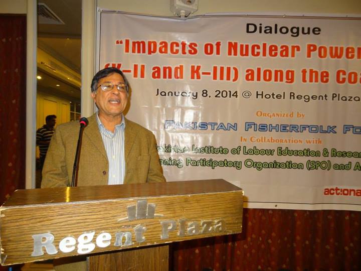 dr pervez hoodbhoy speaking at the seminar in karachi photo shujauddin qureshi