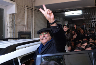 nab references zardari not indicted in polo ground cotecna cases