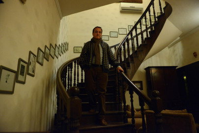 french restaurant s no pakistani rule lands chef in soup