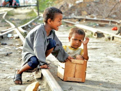 delivering child s right 51 000 children in sindh get education with play