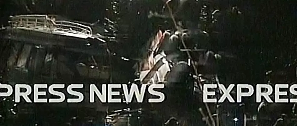 express news screengrab of the buses in salgiran after the accident express news screengrab of the buses in salgiran after the accident