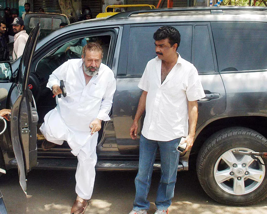 the late sp cid chaudhry aslam l photo online the late sp cid chaudhry aslam l photo online