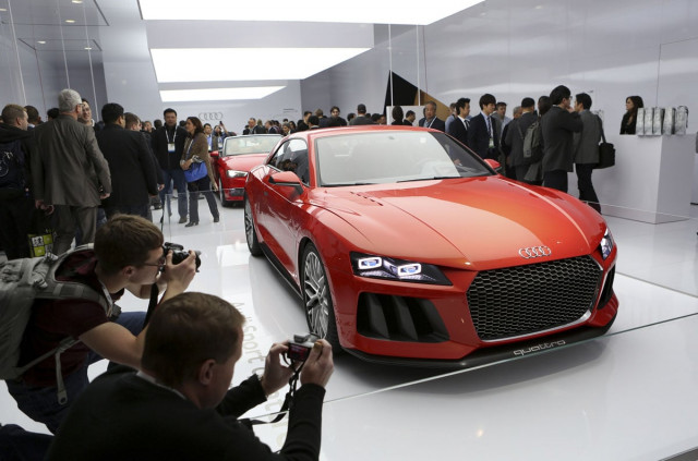 conference attendees take photographs of the audi sport quattro laserlight concept car featuring laser headlights at the annual consumer electronics show ces in las vegas nevada january 9 2014 reuters conference attendees take photographs of the audi sport quattro laserlight concept car featuring laser headlights at the annual consumer electronics show ces in las vegas nevada january 9 2014 reuters
