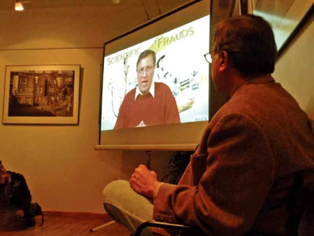 dr pervez hoodbhoy shares his fears of the two nuclear plants being set up in karachi photo express dr pervez hoodbhoy shares his fears of the two nuclear plants being set up in karachi photo express