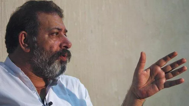 investigation team questions employees at home and office of late sp chaudhry aslam khan photo reuters investigation team questions employees at home and office of late sp chaudhry aslam khan photo reuters