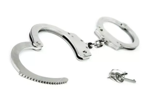 police arrest two gangs of robbers photo file police arrest two gangs of robbers photo file