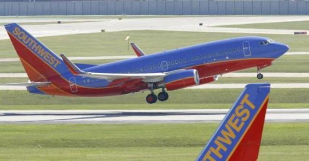 a southwest airlines boeing 737 passenger jet takes off at midway airport in chicago illinois photo reuters