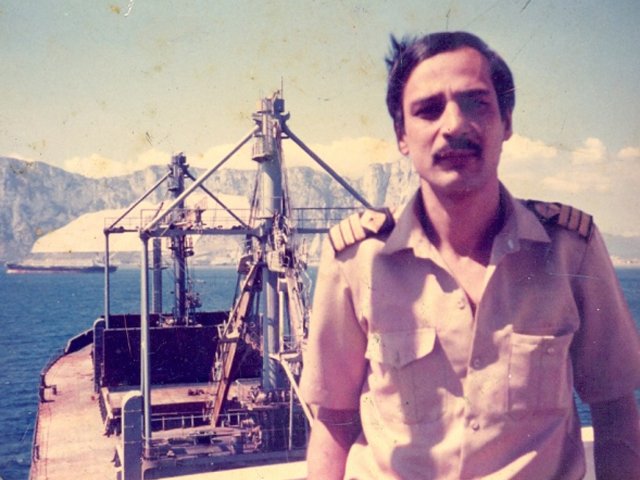 travelling the world amongst the roaring sea memories of a pakistani sailor