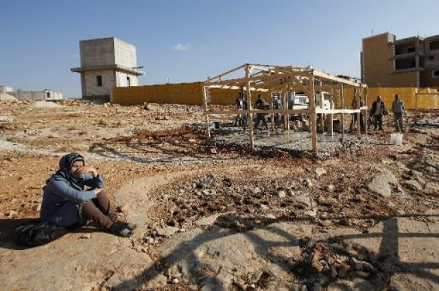syrian men who fled recent violence build a camp in arsal photo afp syrian men who fled recent violence build a camp in arsal photo afp