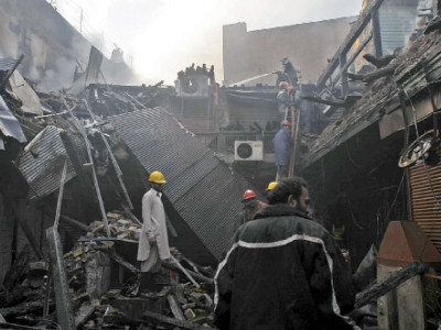 razed fire engulfs market 124 shops gutted razed fire engulfs market 124 shops gutted