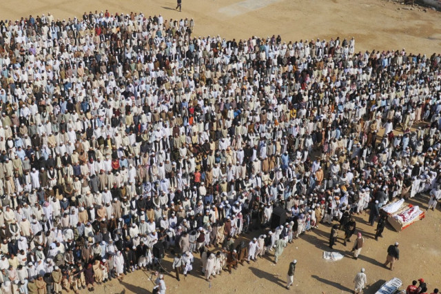 a large number of people turned out for the funeral of mufti muhammad usman yar khan in karachi on saturday photo mohammad sqib express a large number of people turned out for the funeral of mufti muhammad usman yar khan in karachi on saturday photo mohammad sqib express