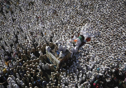 stampede kills 18 bohra community members