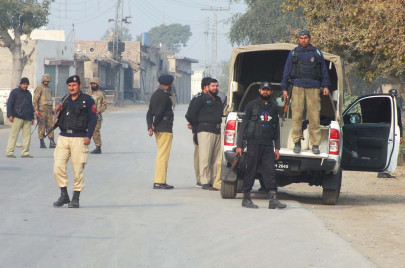 bomb explosion in bannu kills 20 security officers
