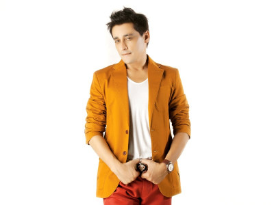 sahir lodhi all set for his big screen debut sahir lodhi all set for his big screen debut